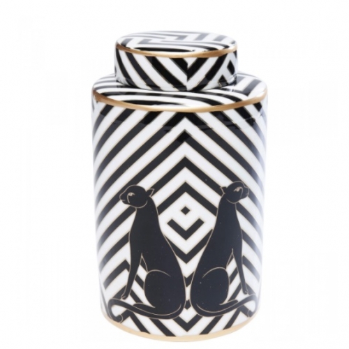 Gef��, Dose, Panther